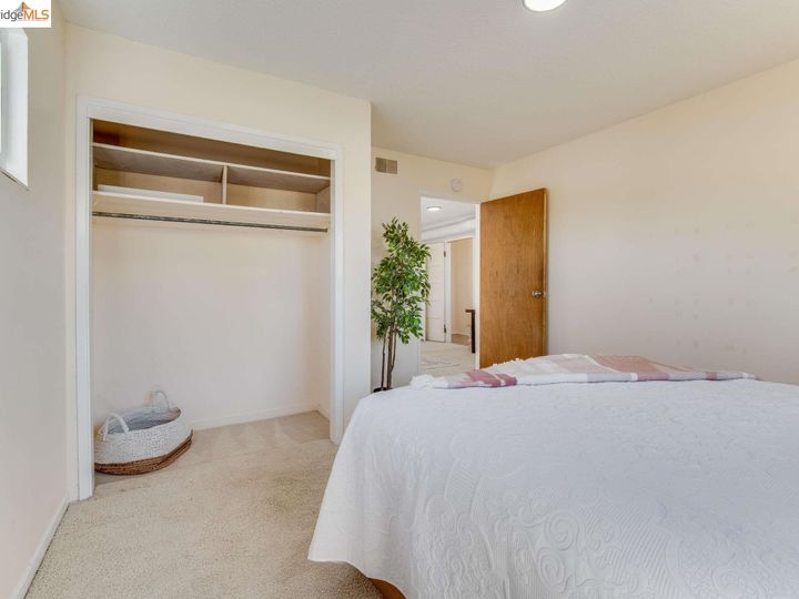 6622 Tremont St, Oakland, CA | North Oakland. Photo 28 of 45