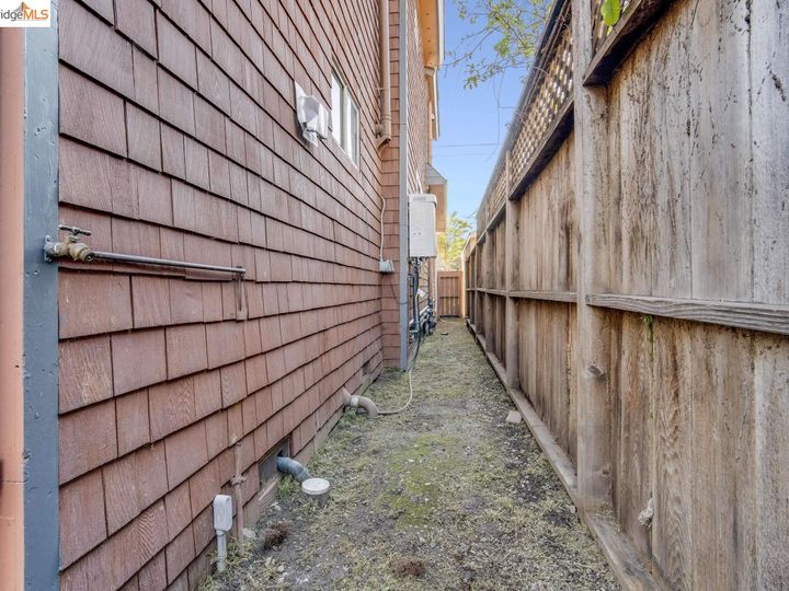 6622 Tremont St, Oakland, CA | North Oakland. Photo 42 of 45