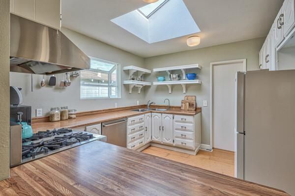 720 Lily St, Monterey, CA | . Photo 15 of 34
