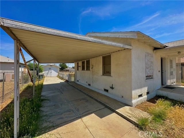 724 30th St, Bakersfield, CA | . Photo 2 of 15