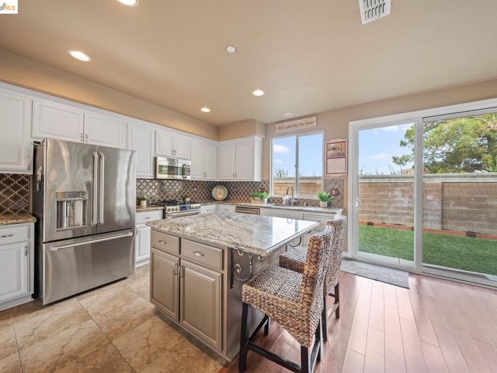 818 Altessa Dr, Brentwood, CA | Brentwood Hills. Photo 35 of 45