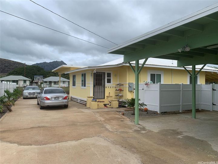 87-274D St Johns Rd Waianae HI Multi-family home. Photo 8 of 22