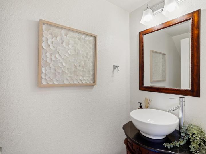 895 Cabot Ln, Foster City, CA, 94404 Townhouse. Photo 11 of 33