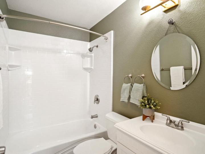 895 Cabot Ln, Foster City, CA, 94404 Townhouse. Photo 16 of 33