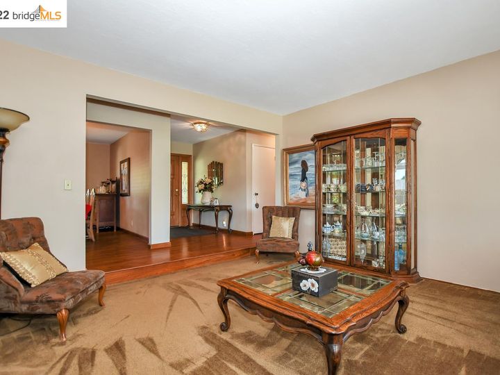 900 Fairview Ave, Brentwood, CA | . Photo 11 of 42