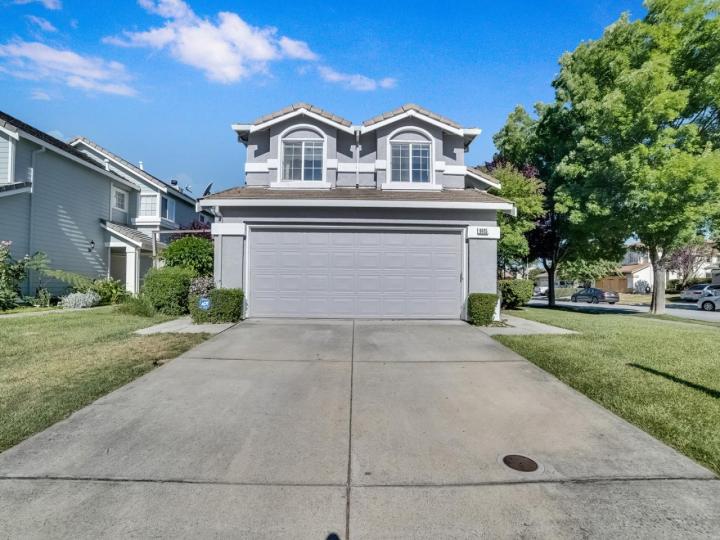 9415 Lariat Dr, Gilroy, CA | . Photo 3 of 27