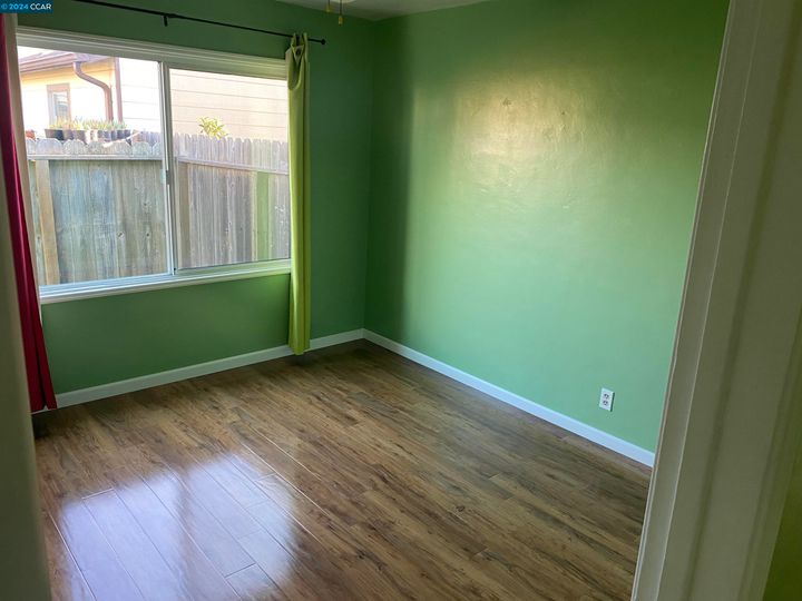 942 30th St, Richmond, CA | North And East. Photo 3 of 11