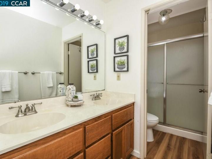 954 Express Ct, Concord, CA | . Photo 18 of 29