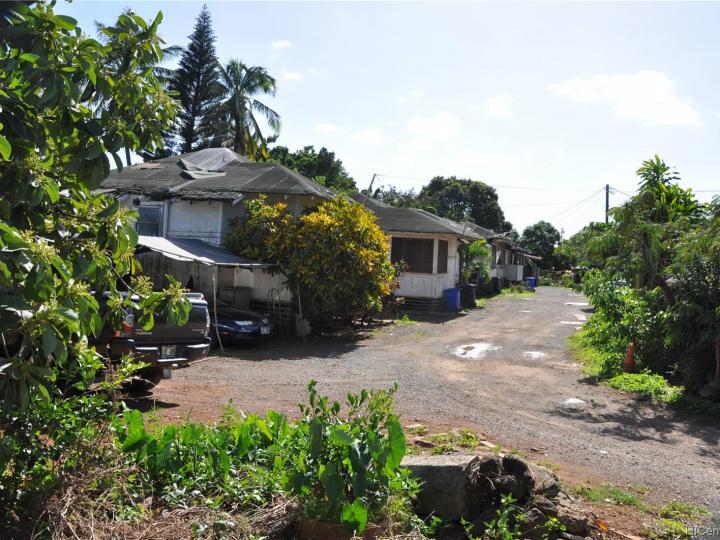 Waipahu HI Multi-family home. Photo 10 of 11