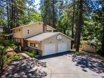 10313 Kenwood Dr, Grass Valley, CA | . Photo 3 of 60