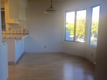 Mission Heights condo #. Photo 6 of 21