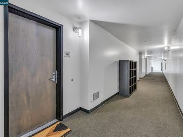 Pacific Cannery Lofts condo #257. Photo 5 of 32