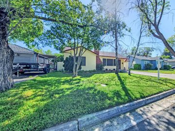 1248 Grinnell St, Modesto, CA | . Photo 4 of 38