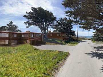 1335 Arena Ave, Pacific Grove, CA | . Photo 5 of 37