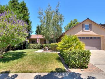 1361 Peregrine Dr, Gilroy, CA | . Photo 2 of 24
