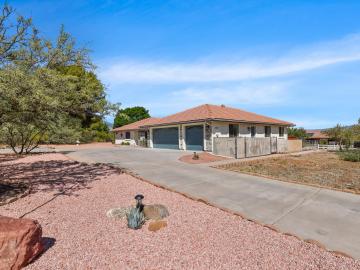 1570 S Mountain View Dr, Cottonwood, AZ | Verde Palisades North. Photo 4 of 47
