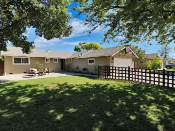 1592 Willowdale Dr, San Jose, CA | . Photo 3 of 28