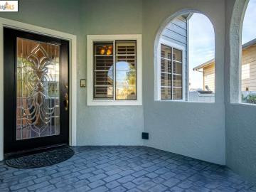 1774 Seal Way, Discovery Bay, CA | Delta Waterfront Access. Photo 3 of 40