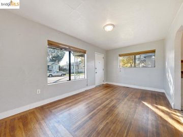 1839 100th Ave, Oakland, CA | Ivy Wood Ext.. Photo 5 of 27