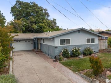 1882 Queens Rd, Concord, CA | . Photo 3 of 42
