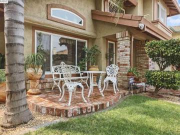 1940 Clearbrook Ct, Tracy, CA | Chaparral. Photo 3 of 40
