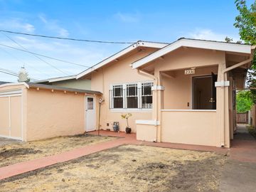 2336 19th Ave, Oakland, CA | Highland Terrace. Photo 3 of 21