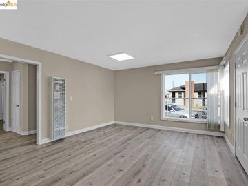 2408 77th Ave, Oakland, CA | Eastmont. Photo 5 of 30