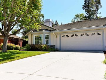 2521 Glen Isle Ave Pleasanton CA Multi-family home. Photo 4 of 46