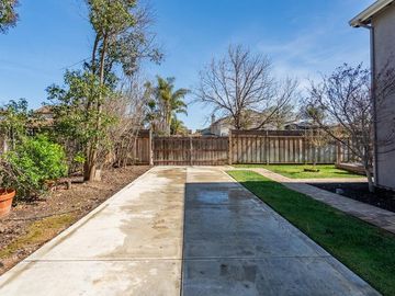 2551 Glenview Dr, Hollister, CA | . Photo 3 of 43