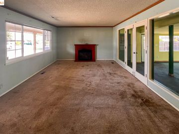 3212 Esperanza Dr, Concord, CA | Holbrook Heights. Photo 3 of 25