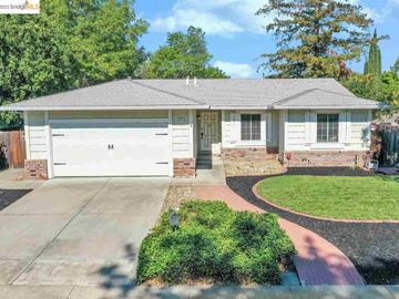 3328 Serpentine Dr, Mountaire Meadws, CA