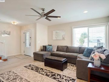 3637 Brookdale Blvd, Castro Valley, CA | Lake Chabot. Photo 4 of 31