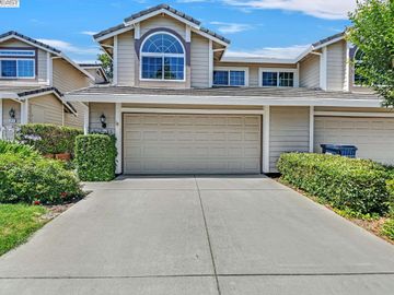 3926 Inverness Cmn, Livermore, CA, 94551 Townhouse. Photo 2 of 32