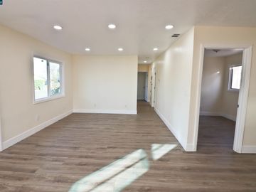 50 Banchio St, Bay Point, CA | Bay Pointe. Photo 3 of 19