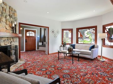 565 Montclair Ave, Oakland, CA | Haddon Hill. Photo 6 of 40