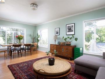 6014 Majestic Ave, Oakland, CA | Millsmont Area. Photo 5 of 26