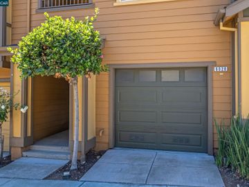 6020 Old Quarry Loop, Oakland, CA, 94605 Townhouse. Photo 3 of 40