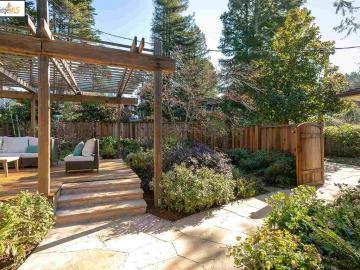 6447 Melville Dr, Oakland, CA | Piedmont Pines. Photo 2 of 39
