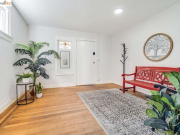 6622 Tremont St, Oakland, CA | North Oakland. Photo 5 of 45