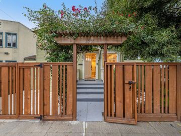 6711 Laird Ave, Oakland, CA | Millsmont Area. Photo 2 of 39