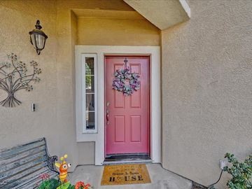 730 Hillock Dr, Hollister, CA | . Photo 6 of 40