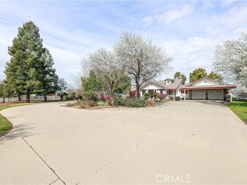 9470 Sunset Dr, Atwater, CA
